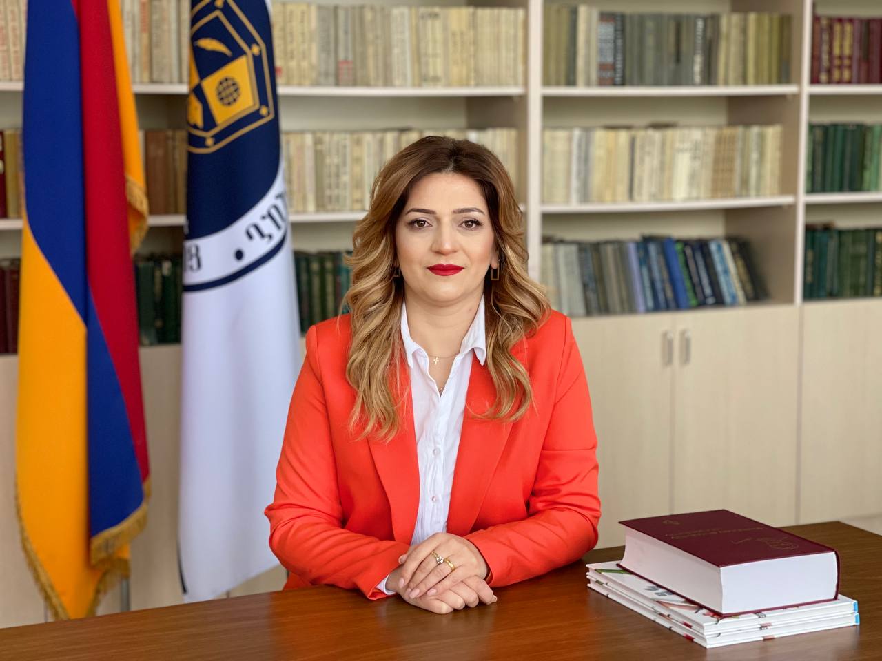 Գորիսի Յուրի Բախշյանի անվան թիվ 3 հիմնական դպրոցի ուսուցչուհի Օլյա Ղուլյանին շնորհվել է 3-րդ աստիճանի տարակարգ